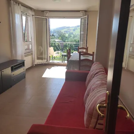 Apartamento,6 Huespedes, Piscina, Garaje,playas Piscina,garaje, Playas, Hazas de Cesto
