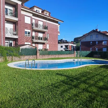 شقة Apartamento,6 Huespedes, Piscina, Garaje,playas Piscina,garaje, Playas, Hazas de Cesto