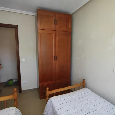 Apartamento,6 Huespedes, Piscina, Garaje,playas Piscina,garaje, Playas, * Hazas de Cesto