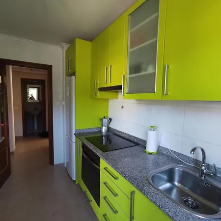 Apartamento,6 Huespedes, Piscina, Garaje,playas Piscina,garaje, Playas,