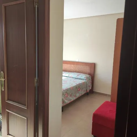 Apartamento,6 Huespedes, Piscina, Garaje,playas Piscina,garaje, Playas, *